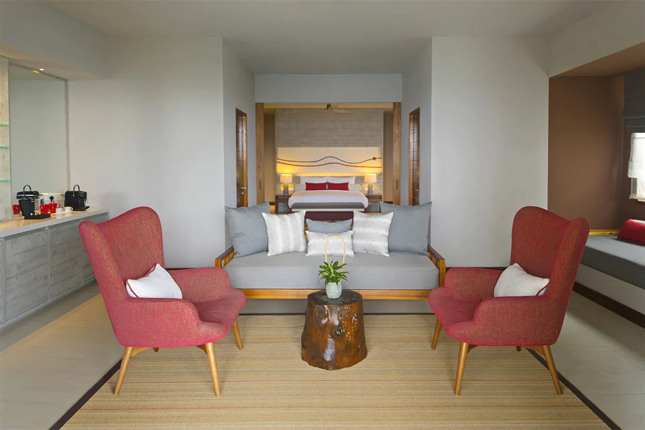 Beach Suites With Pool-2