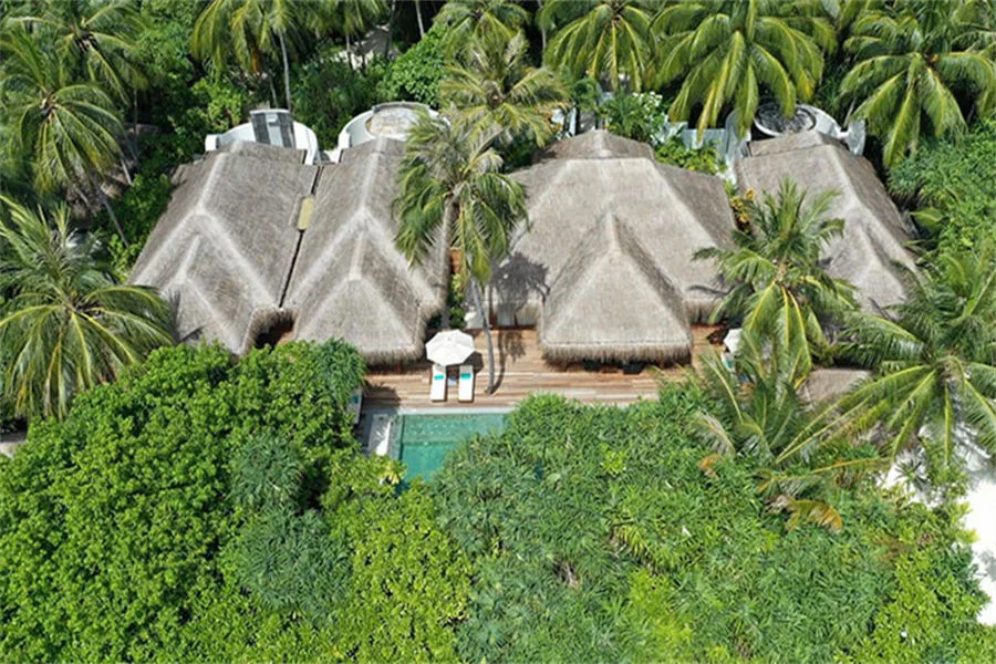 Three Bedroom Beach Pool Residence-2