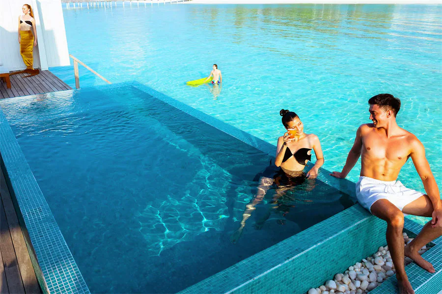 2 Bedroom Lagoon Overwater Pool Villa-3