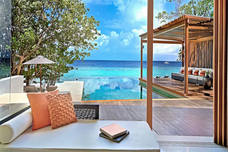 Deluxe Beach Pool Villa-3