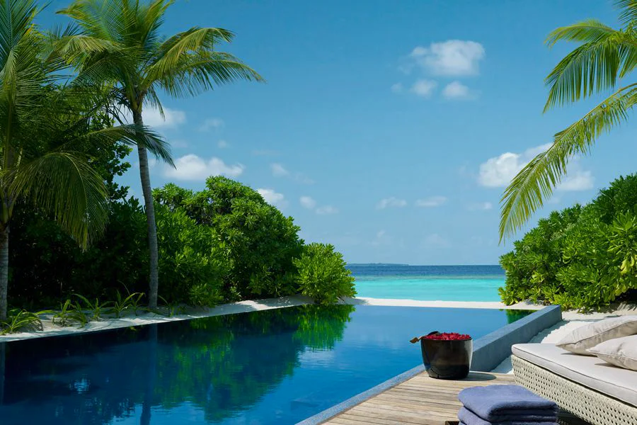 Two Bedrooms Beach Pool Residence-4