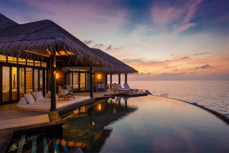 Two Bedroom Ocean Residence with Family Infinity Pool-2