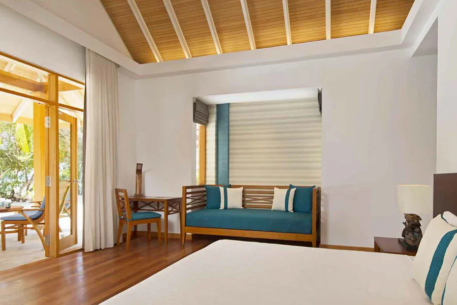 Beachfront Deluxe Bungalow-2