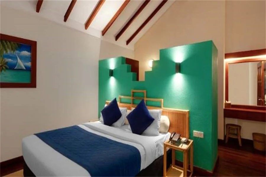 Honeymoon Suite-3