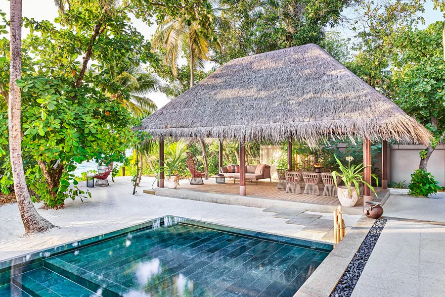 Four Bedroom Beach Residence with Pool-3