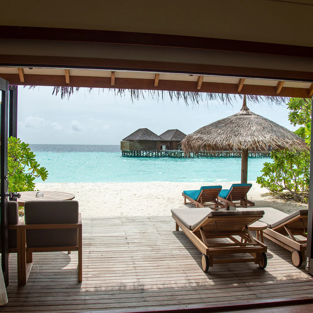 Jacuzzi Beach Villas-3