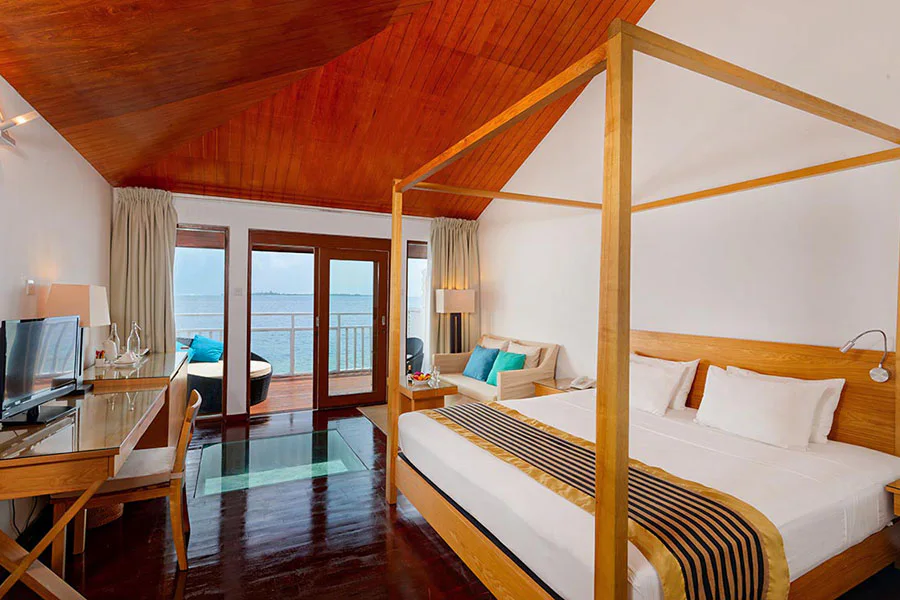 Water bungalow-3