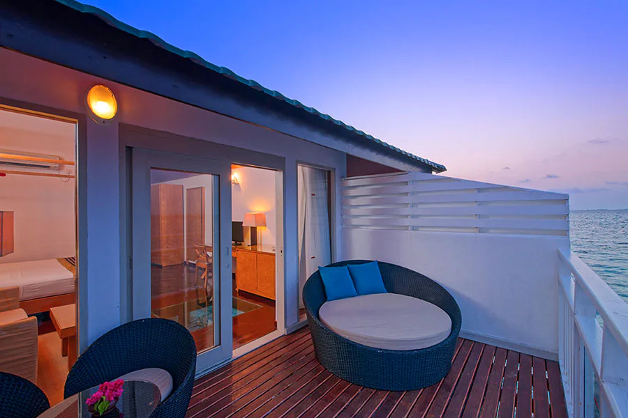 Water bungalow-2