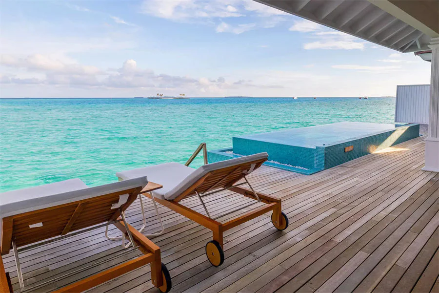 2 Bedroom Lagoon Overwater Pool Villa-4