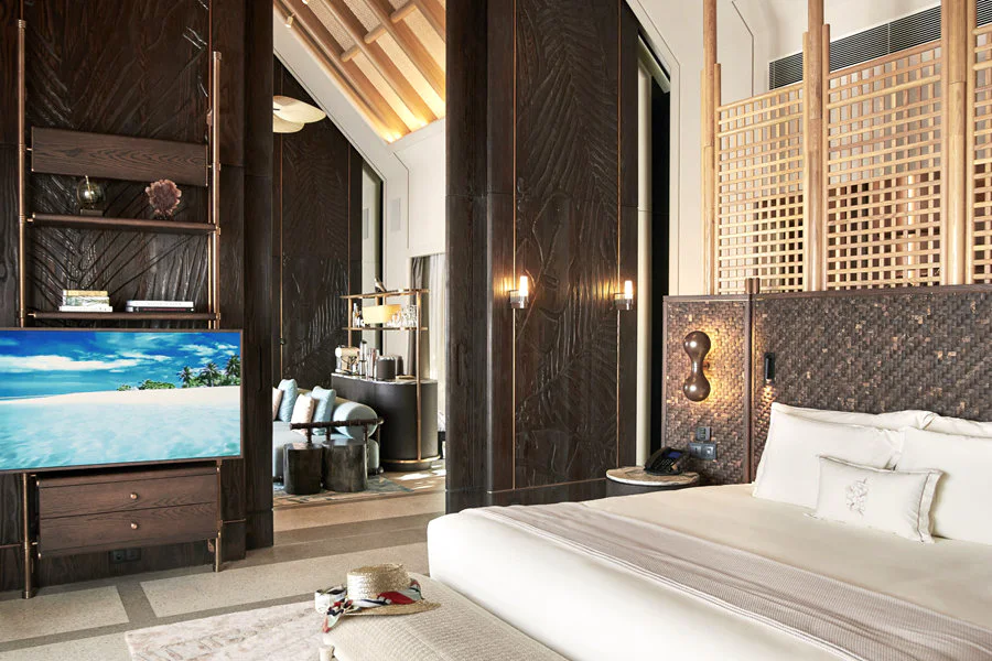 Luxury Beach Villa with Pool-3