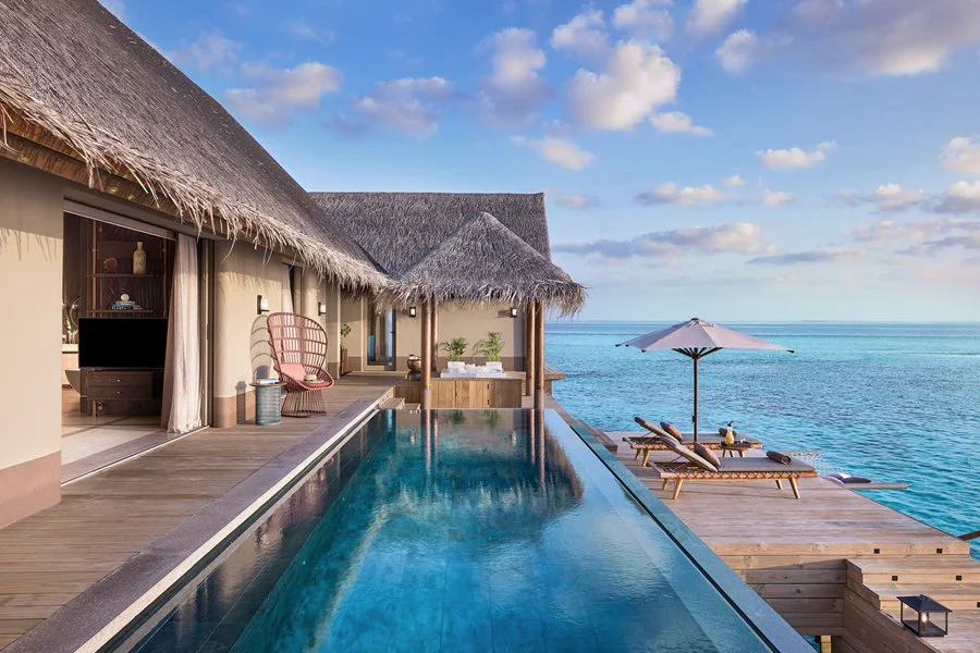 Three Bedroom Ocean Residence with Two Pools-4
