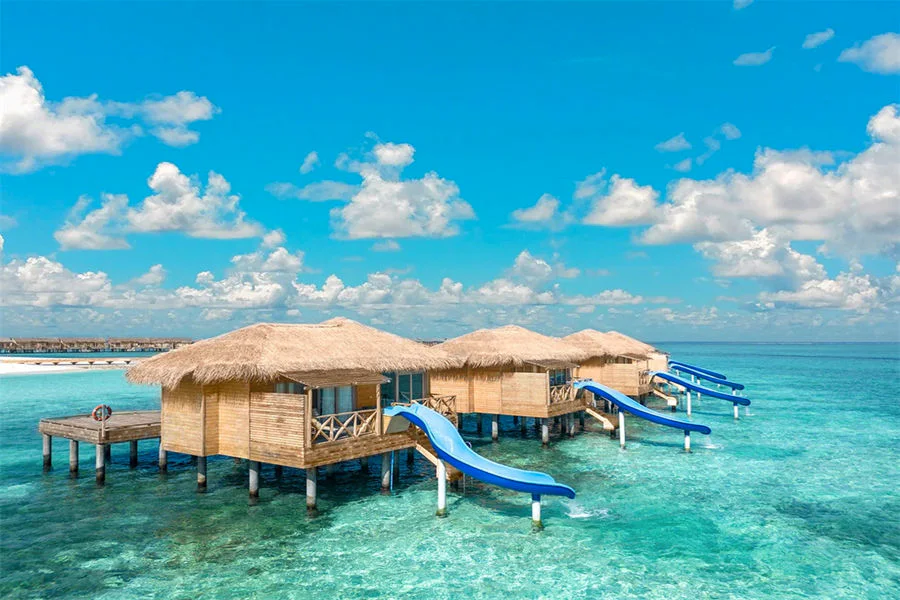 Aqua Suite with Slide-2